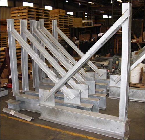 Structural Supports for Vessels in an Oil Refinery in Texas Structural Supports for Vessels in an Oil Refinery in Texas