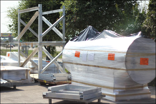 48" Diameter Stainless Steel Glycol Makeup Tank 48" Diameter Stainless Steel Glycol Makeup Tank