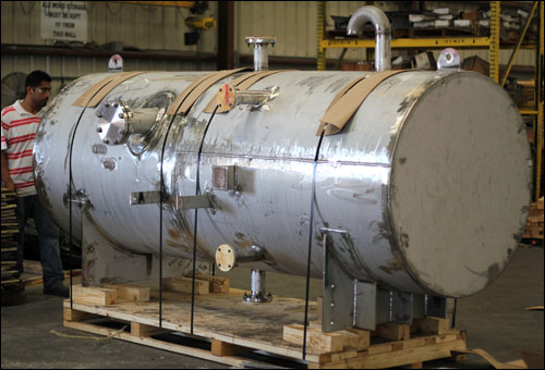 48" Diameter Stainless Steel Glycol Makeup Tank 48" Diameter Stainless Steel Glycol Makeup Tank